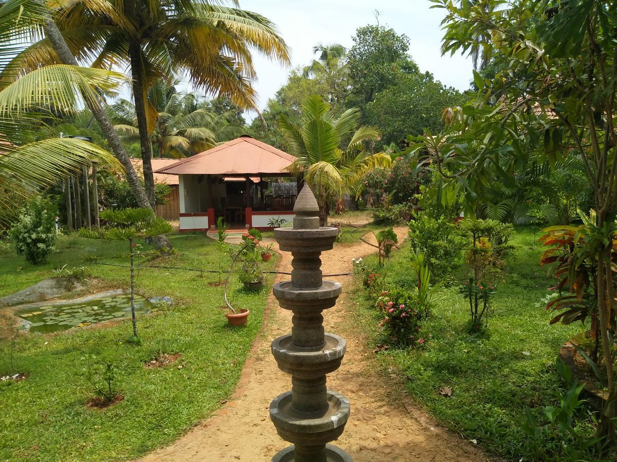 Pozhiyoram Ayurveda Beach Resort Alappuzha Kültér fotó