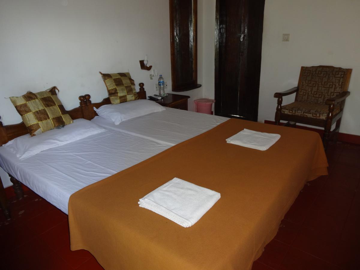 Pozhiyoram Ayurveda Beach Resort Alappuzha Kültér fotó