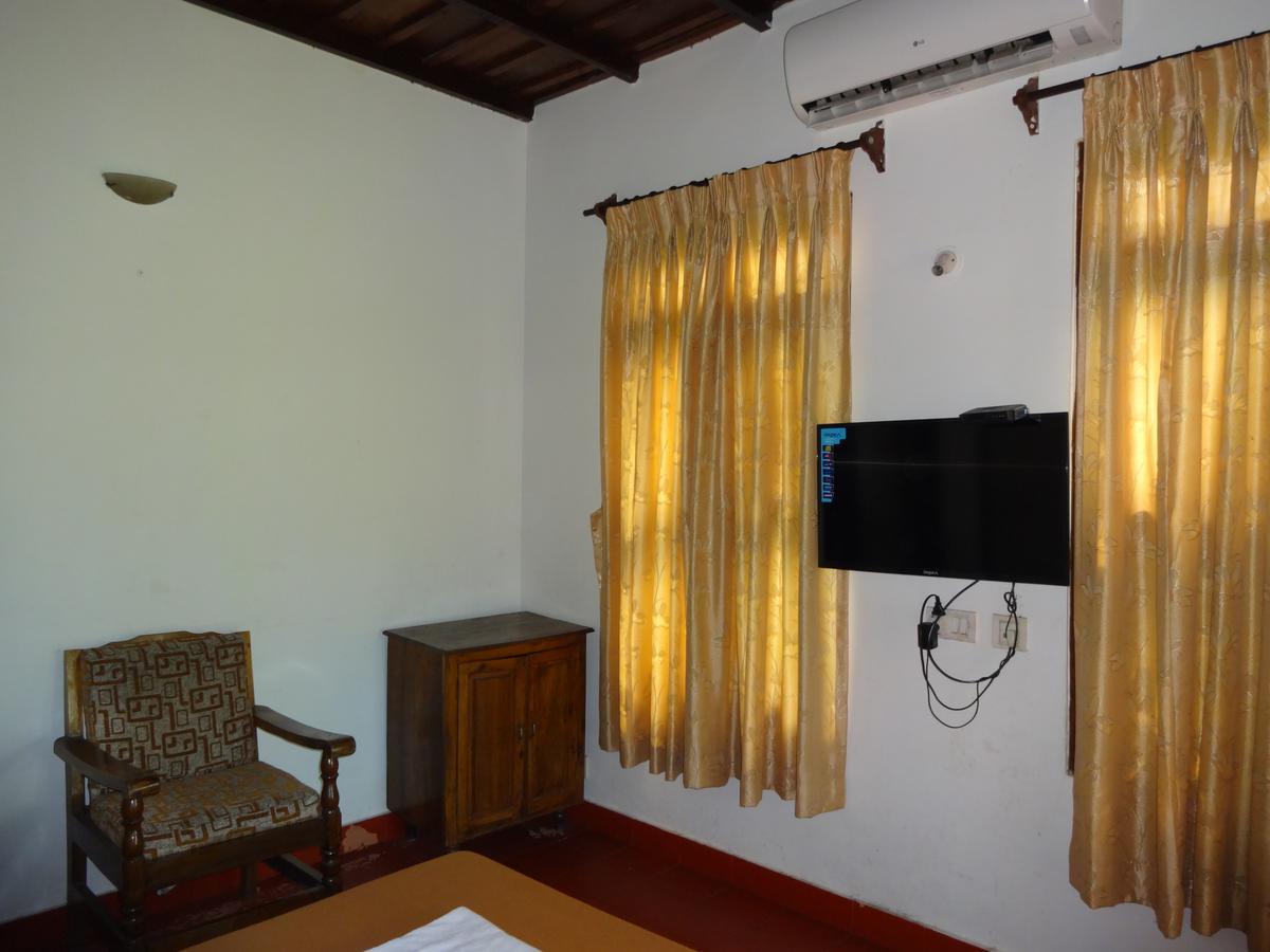 Pozhiyoram Ayurveda Beach Resort Alappuzha Kültér fotó