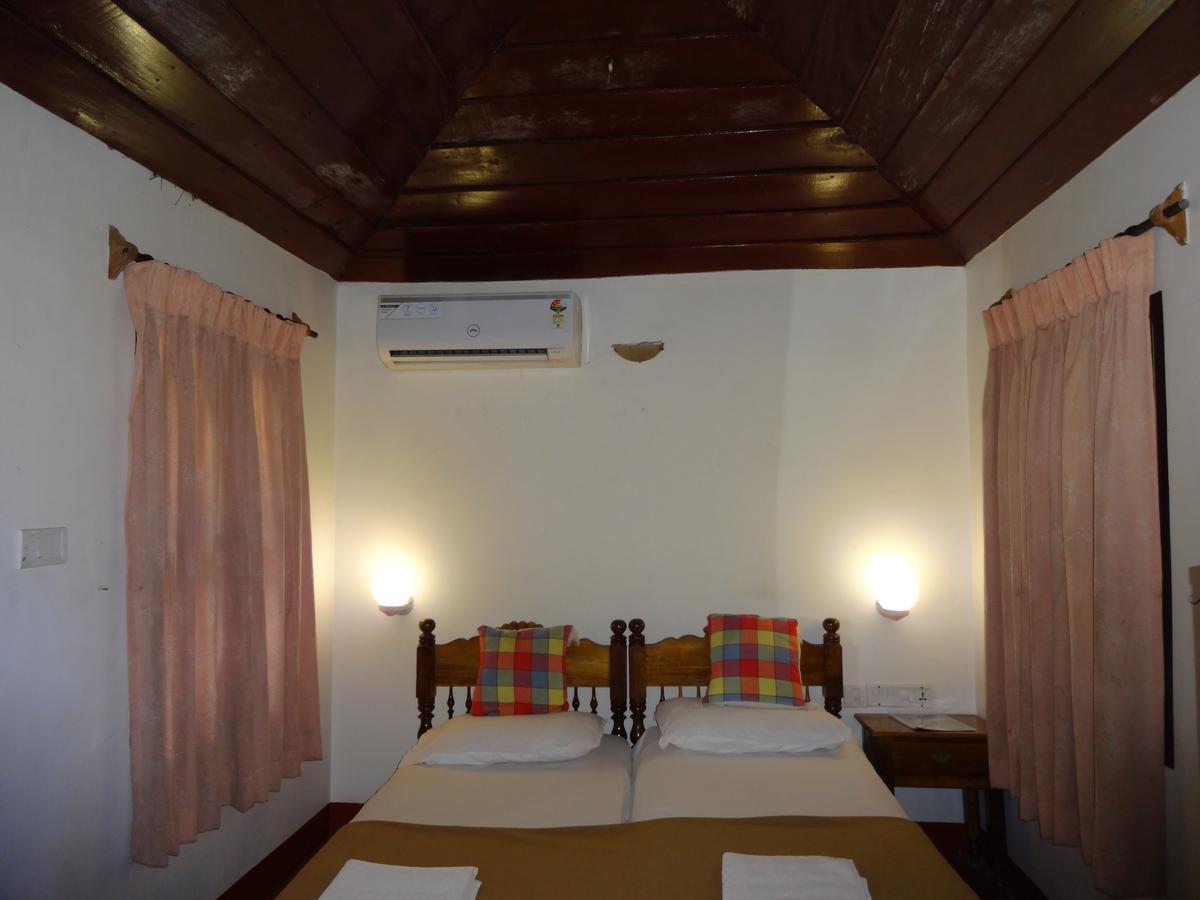 Pozhiyoram Ayurveda Beach Resort Alappuzha Kültér fotó